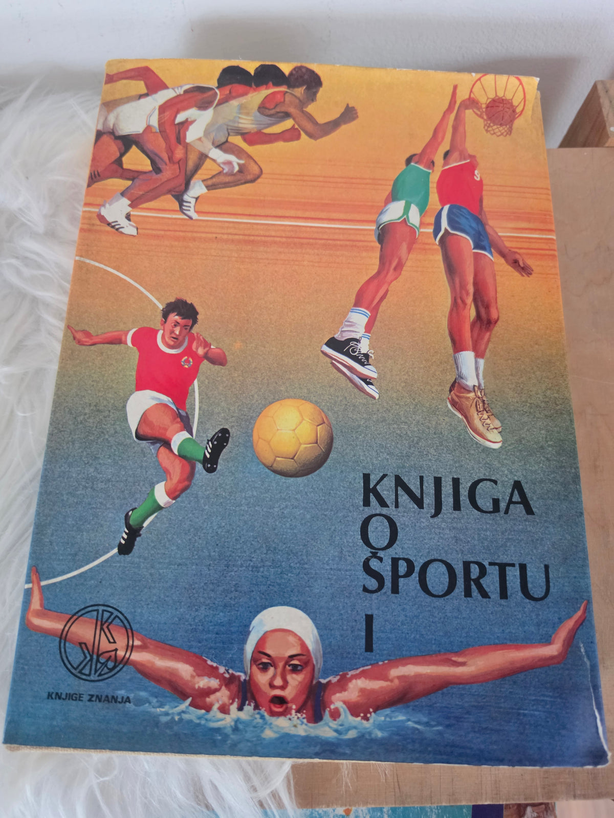 Knjiga o športu 1. in 2.Državna založba Slovenije