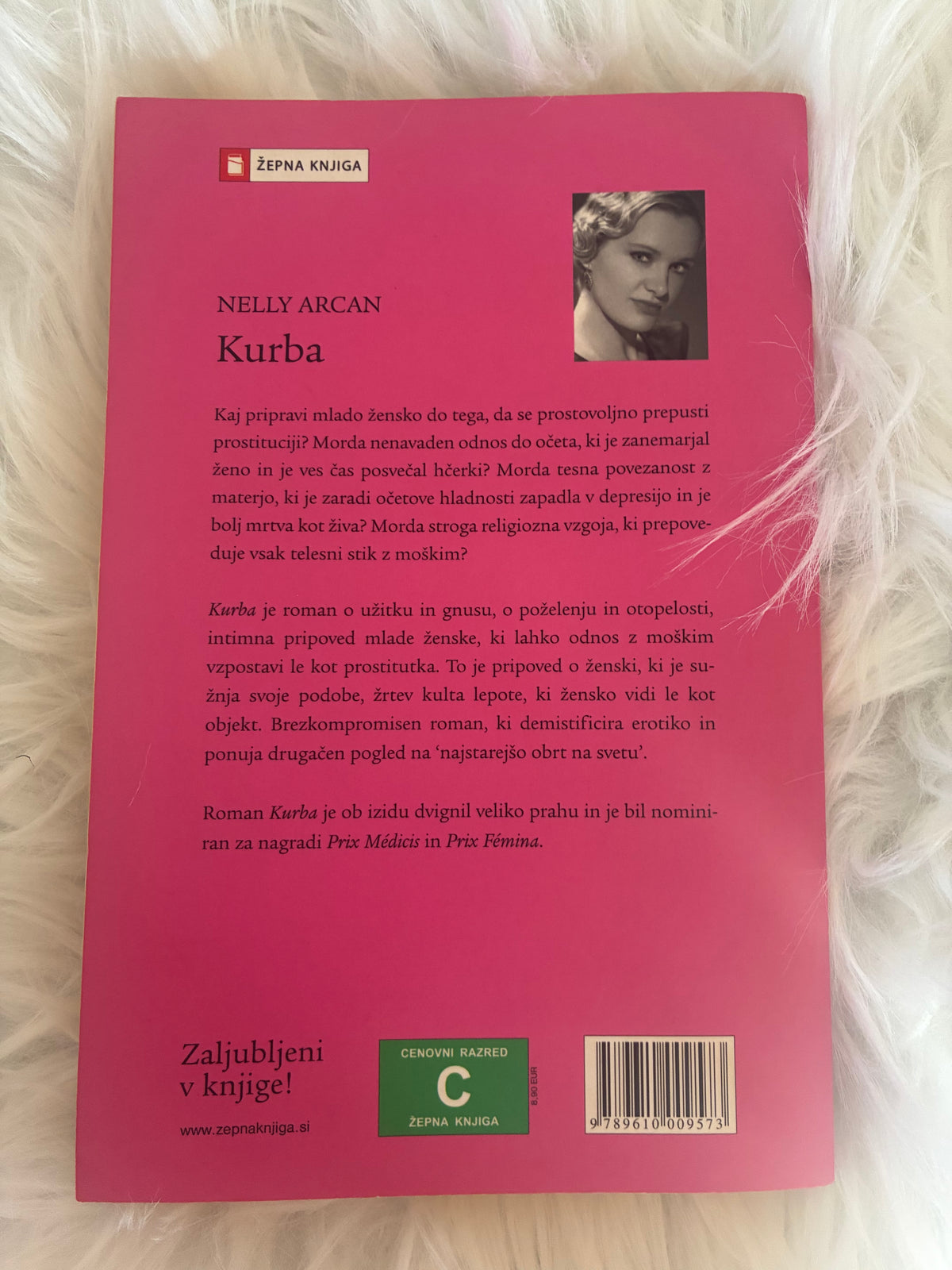 Kurba Nelly Arcan