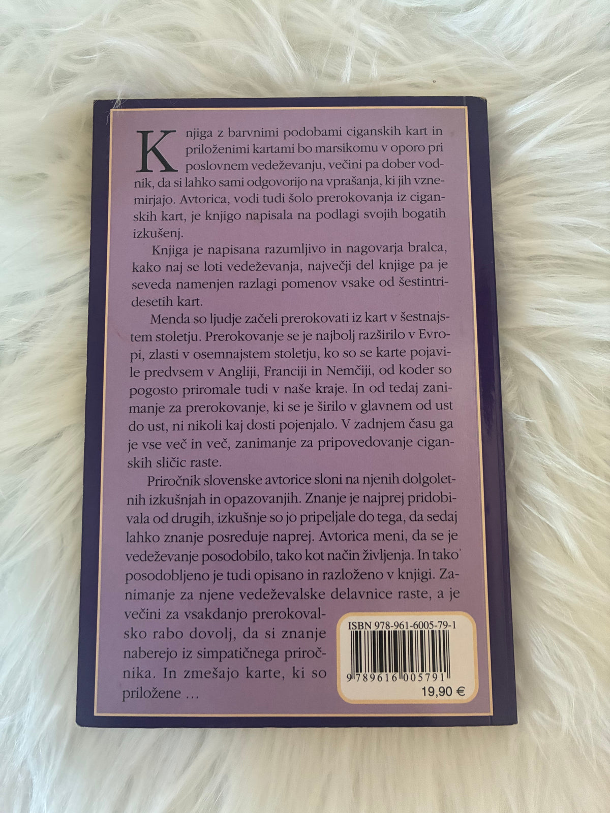 Kako vedežujemo iz ciganskih kart Tea Pelicon