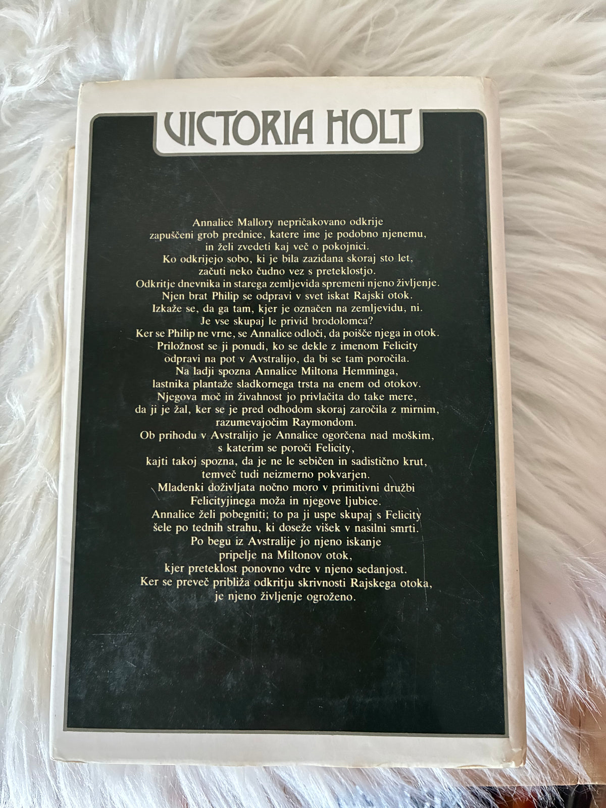 Rajski otok Victoria Holt
