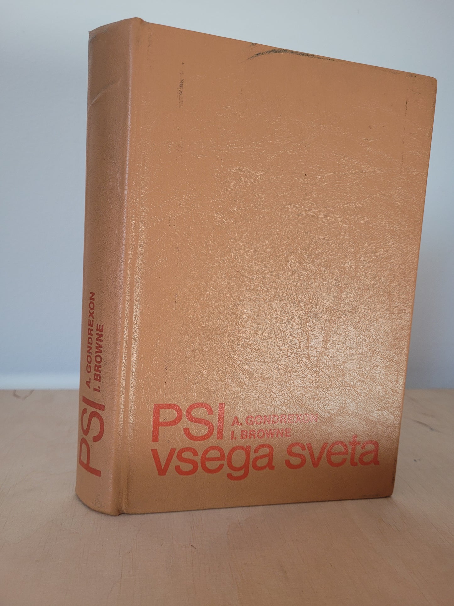 Psi celega sveta A.Gondrexon I.Browne