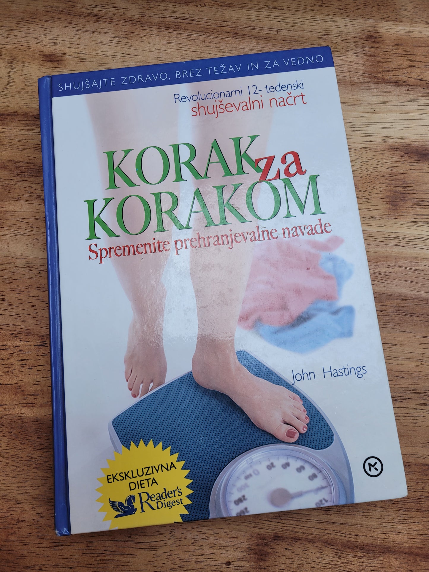 Korak za korakom John Hasting